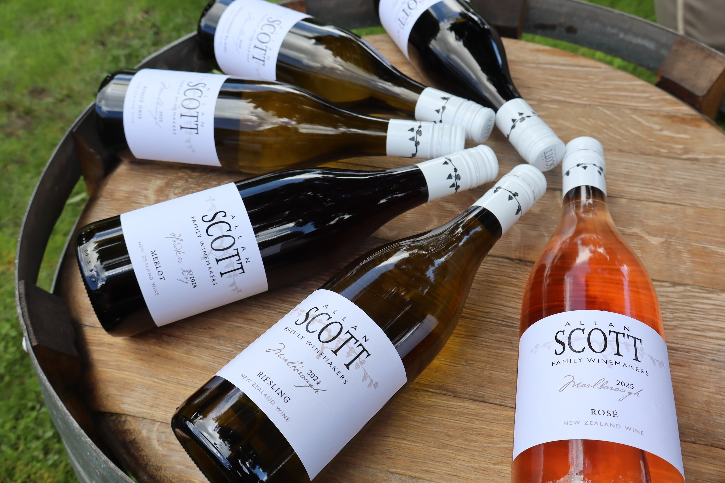 ブランデー Orkney wine 18carat By Josh Scott Natural Pinot Noir 2025